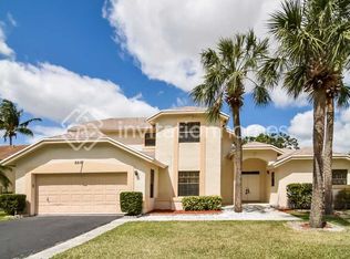 5215 NW 51st Ct, Pompano Beach, FL 33073