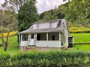 305 Gilbert Hollow Rd, Hollsopple, PA 15935