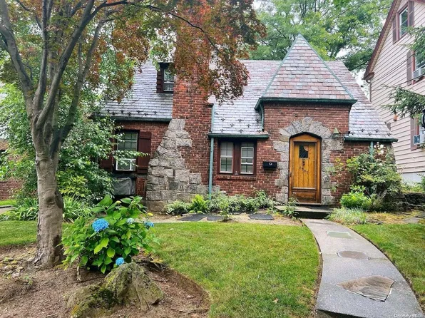 49-07 Concord Avenue, Great Neck, NY 11020