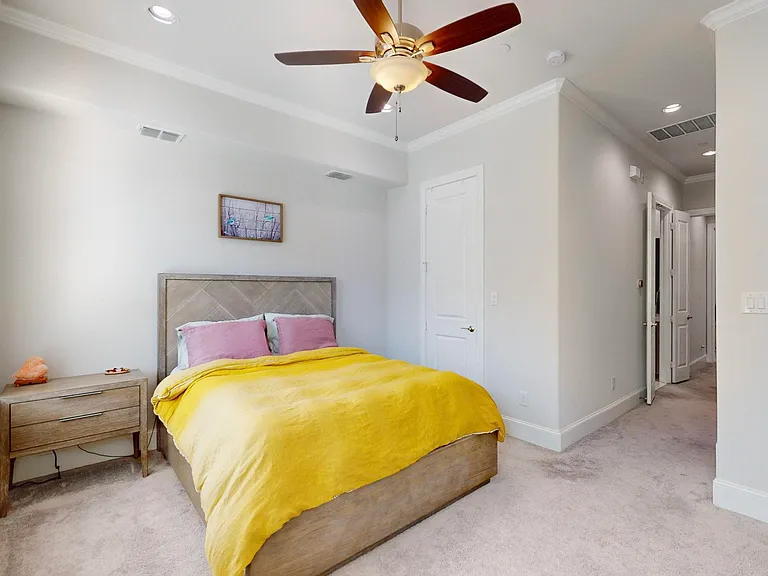 638 Dalton Ln #802 — Photo 21