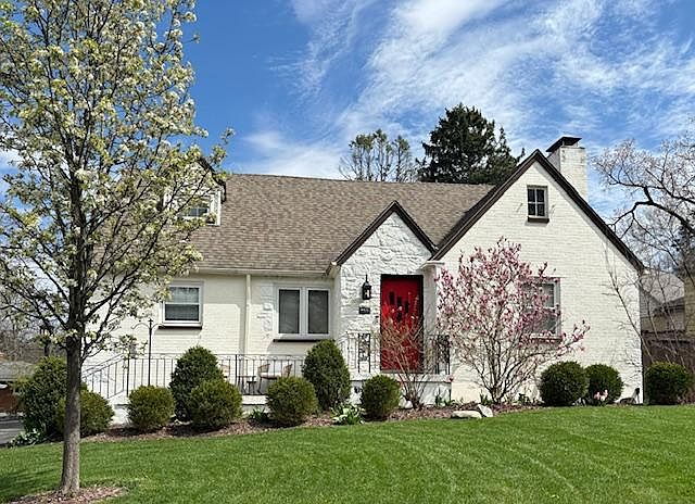 1st image of 124 Acacia Dr