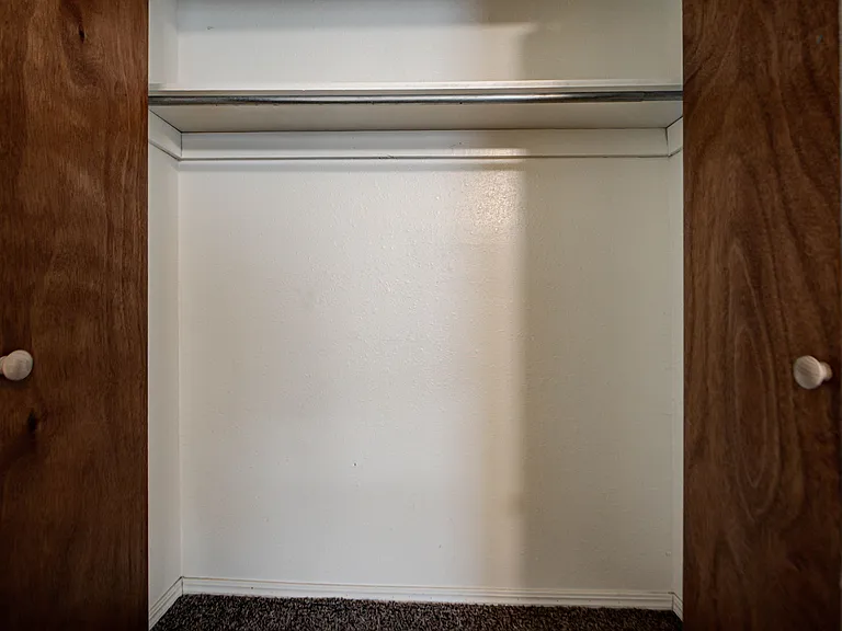 1331 Glen Oaks Ct #4 — Photo 27