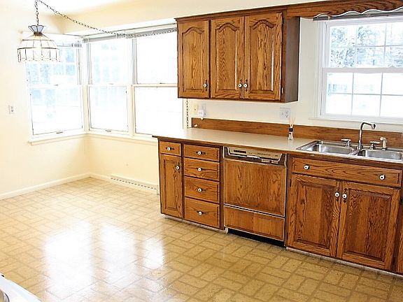 Kitchen - facing south