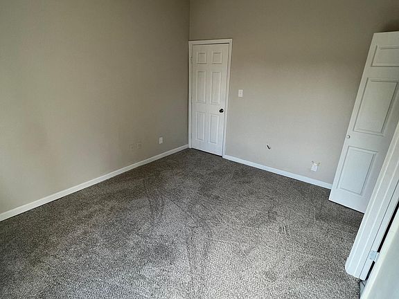 5th image of 503 E Market St