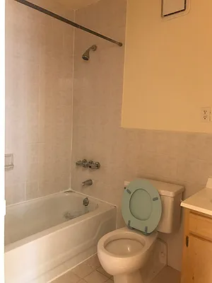 Rented by PMG Real Estate  | media 11