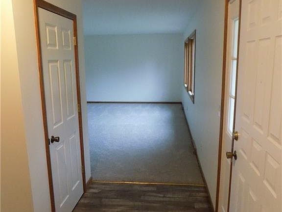 5th image of 715 Oakhurst Dr