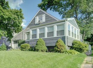 451 Burroughs Ter, Union, NJ 07083