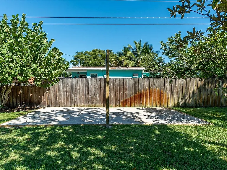 712 Tradewind Dr — Photo 46