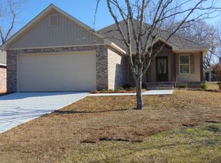 72 1st East St, Sumrall, MS 39482