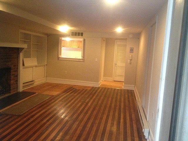 2nd image of 226 S 21st St #B2