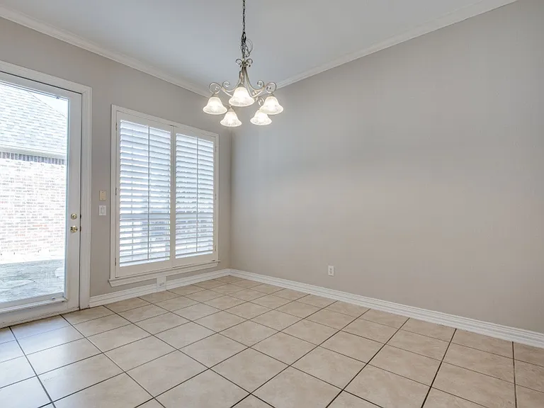 8100 Davidson Dr — Photo 12