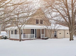 11469 Hiview Ct, Marilla, NY 14102