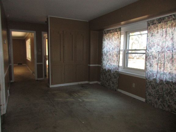 5th image of 1410 Overlook Dr