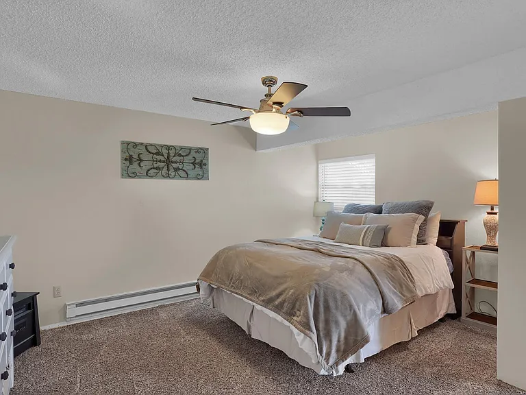 5825 Eggar Ct — Photo 25