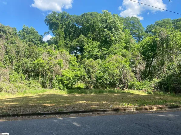 197 Caulder Cir, Spartanburg, SC 29306