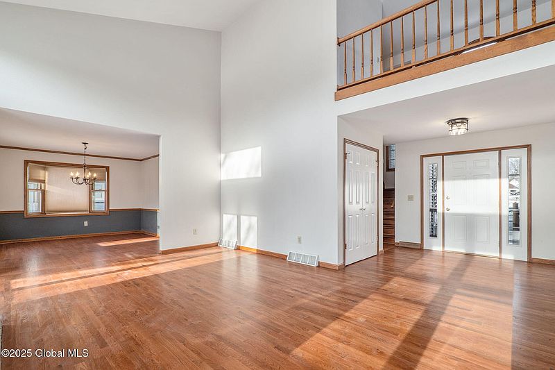 2nd image of 608 Somerset Drive