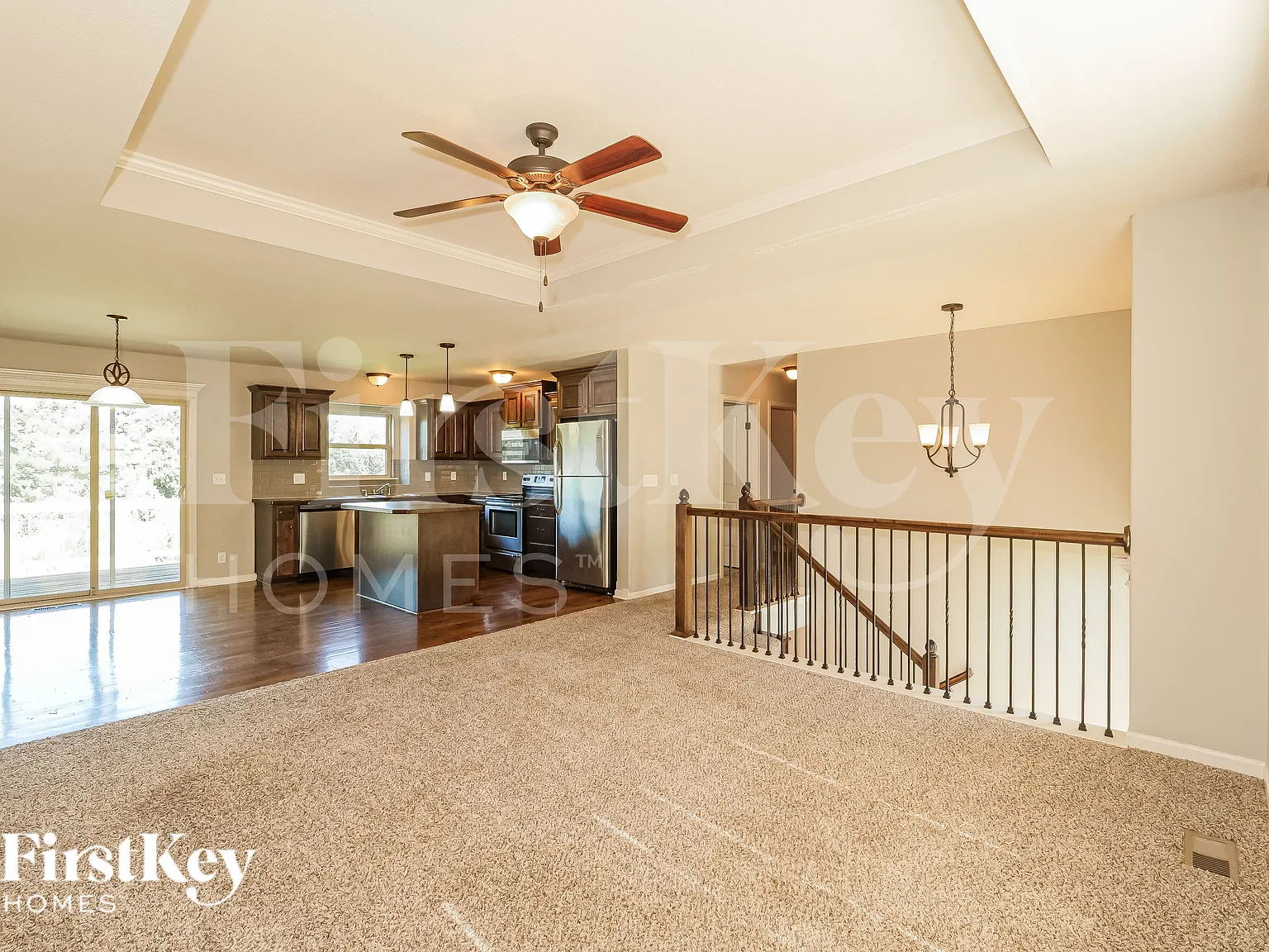 3 bed, 2.5 bath, 1591 sqft, $2,315 — Photo 3