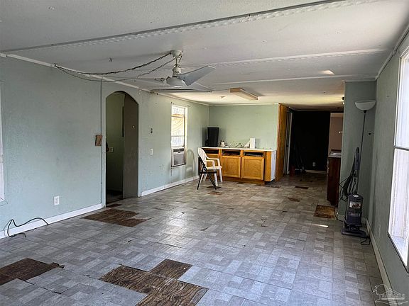5th image of 6024 Capitol Dr