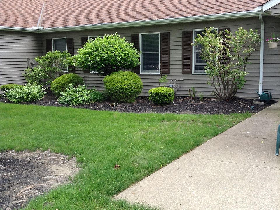 1st image of 2115 Oakwood Ct