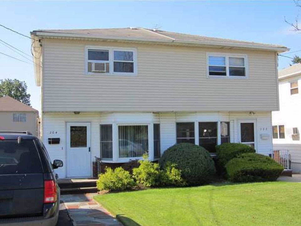 1st image of 204 Stobe Ave