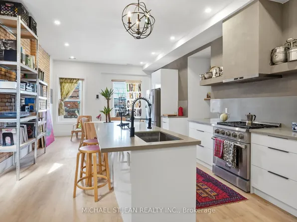 472 Barton St E, Hamilton, ON L8L 2Y8