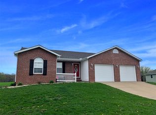 103 Nicholas Dr, Groveland, IL