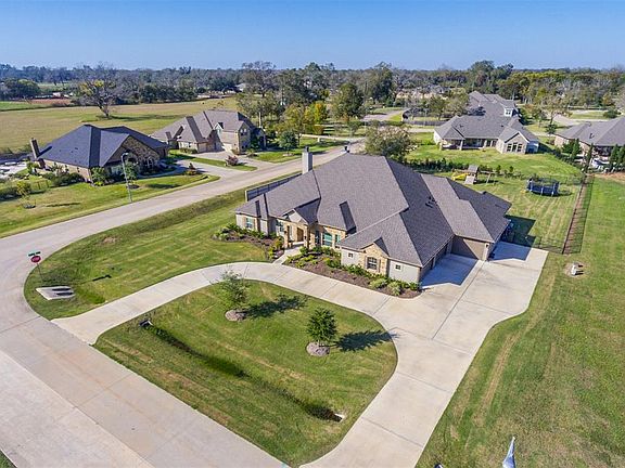 4th image of 32814 Warbler Ct