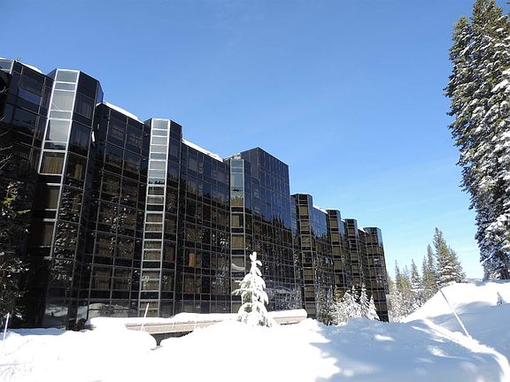 2nd image of 400 Squaw Creek Rd #541-543