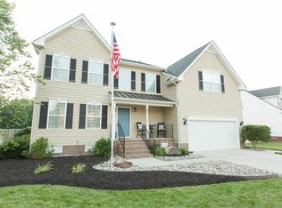 102 Mindy Ln, Yorktown, VA 23693