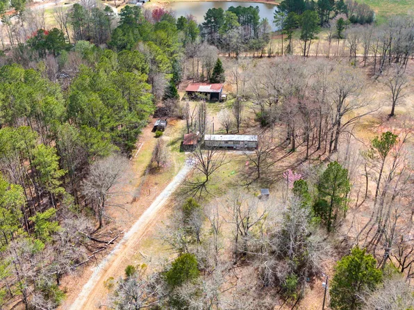201 Parker Rd, Griffin, GA 30223