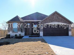 120 Eagle Feather Dr, Waxahachie, TX 75165
