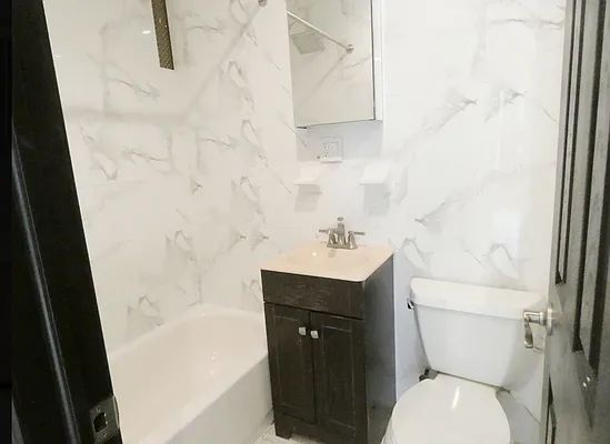 Rented by Compass | media 25