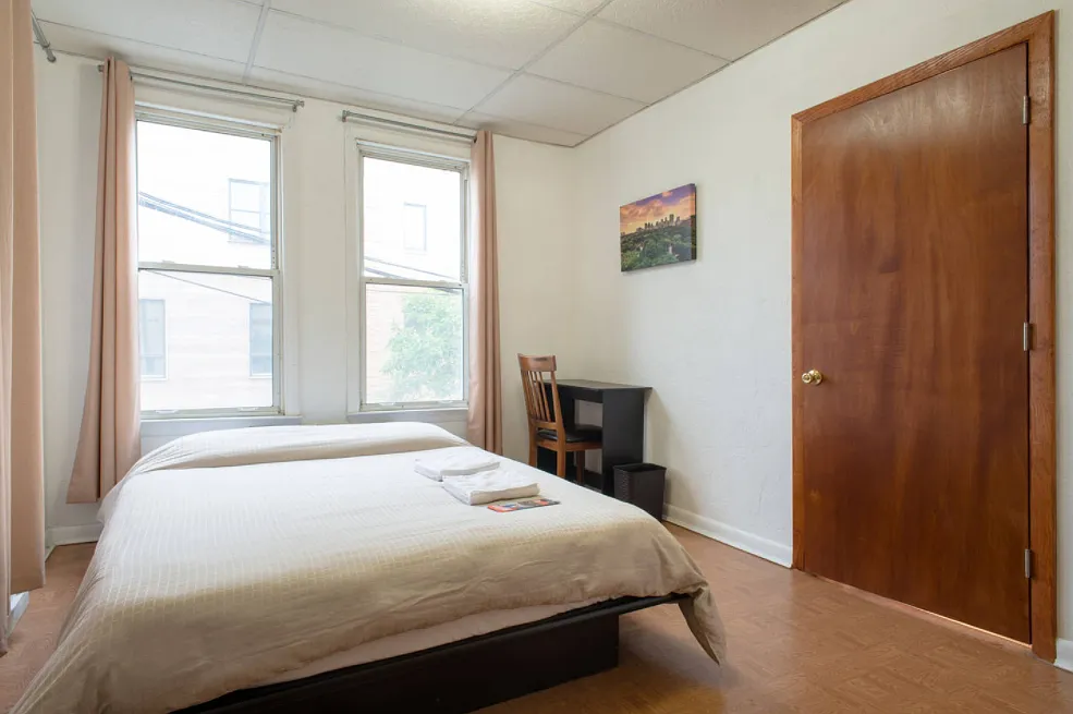 3 bed, 1000 sqft, $3,150 — Photo 4