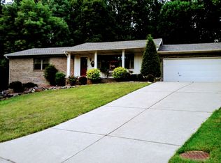 2815 Meadowlark Ct, Evansville, IN 47720