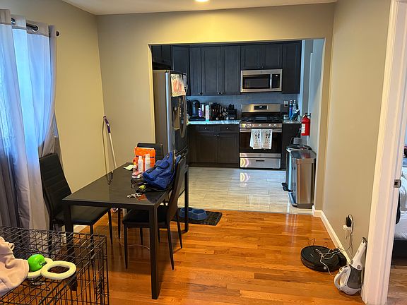 2nd image of 721-723 Madison Ave #2