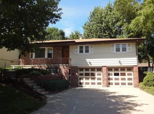 9744 Ellison Ave, Omaha, NE 68134