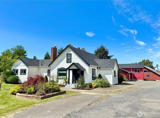 2452 Aldergrove Rd, Ferndale, WA 98248