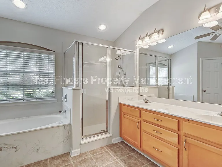749 Grand Parke Dr — Photo 39