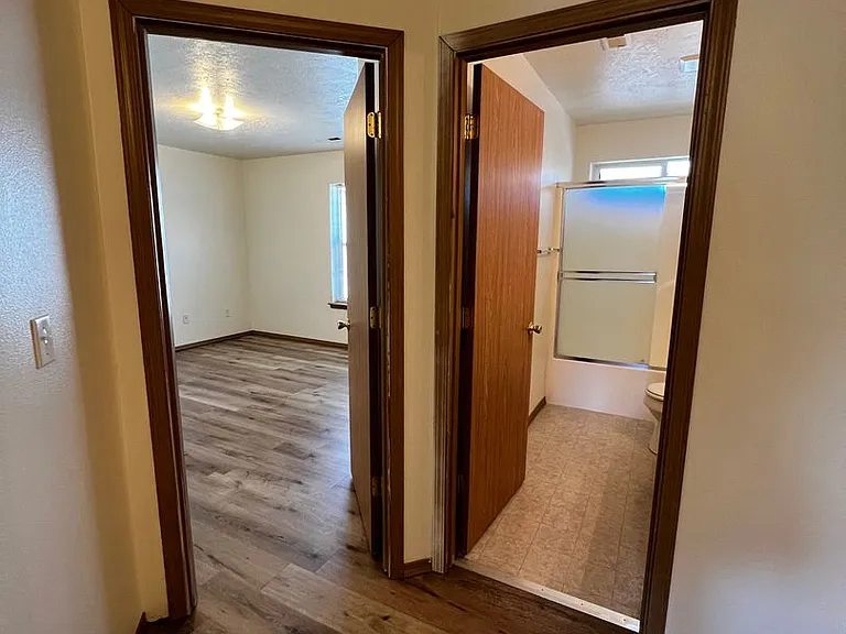 5503 Glenridge Way — Photo 22