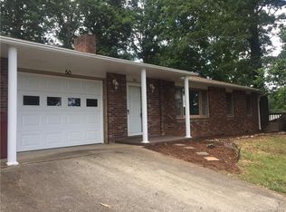 50 Ardis Ln, Hendersonville, NC 28792