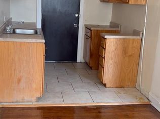 643 E 71st St #2, Chicago, IL 60619