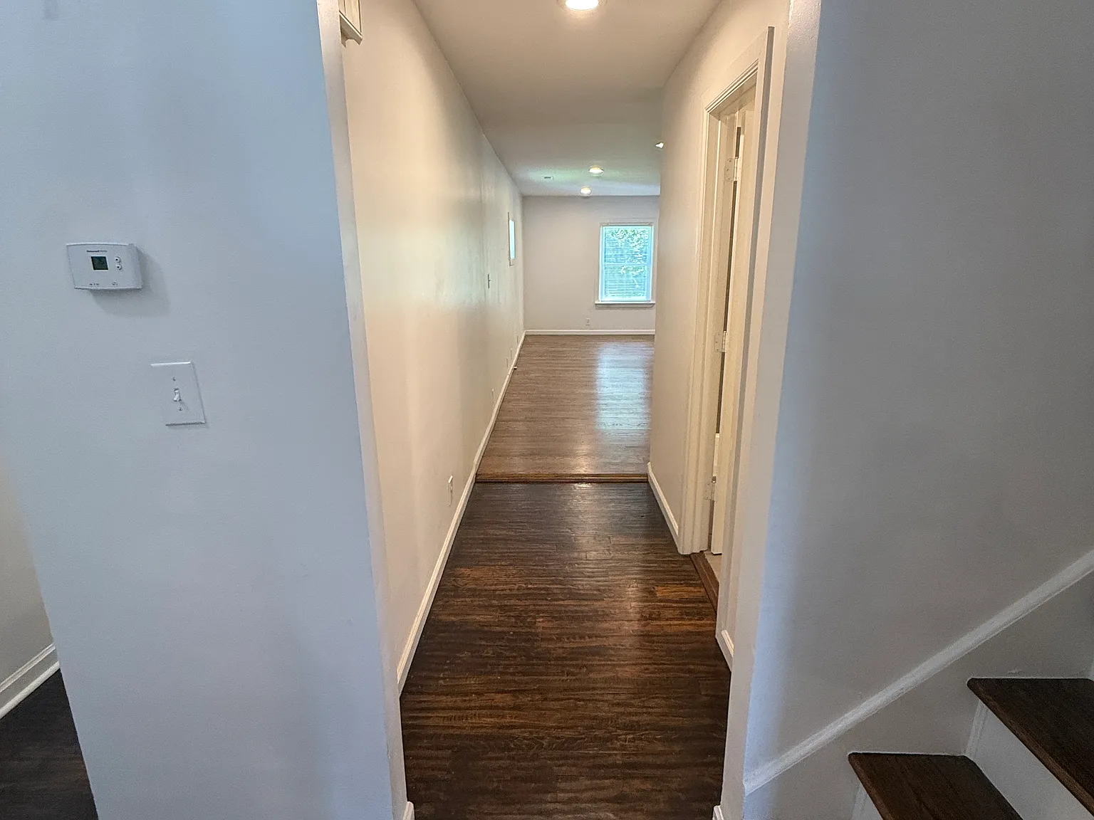 3 bed, 1461 sqft, $1,599 — Photo 4