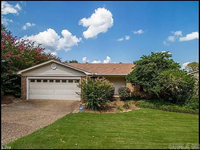 801 Kierre Dr — Photo 1