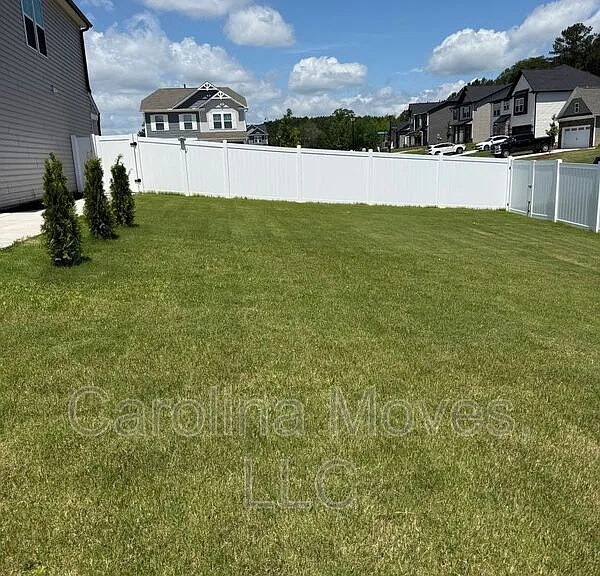 903 Gibbs Rd — Photo 15