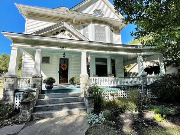 304 W Jefferson St, Pittsburg, KS 66762
