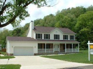1368 10th Street Ext, Wellsville, OH