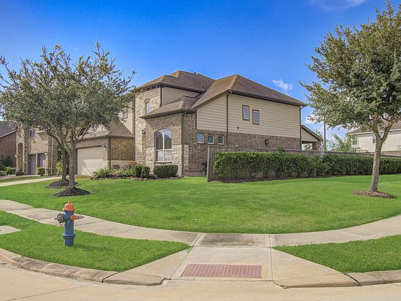 4th image of 13403 Noble Landing Ln