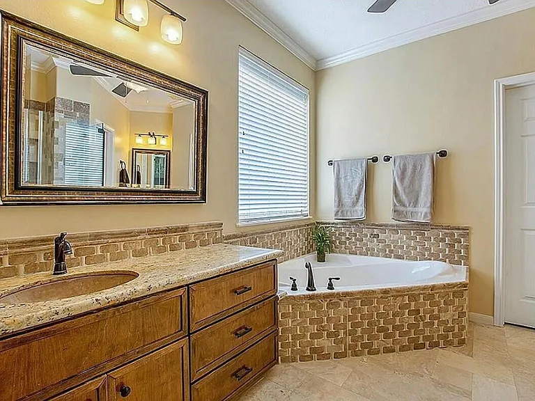 4506 Timber Pine Trl — Photo 7