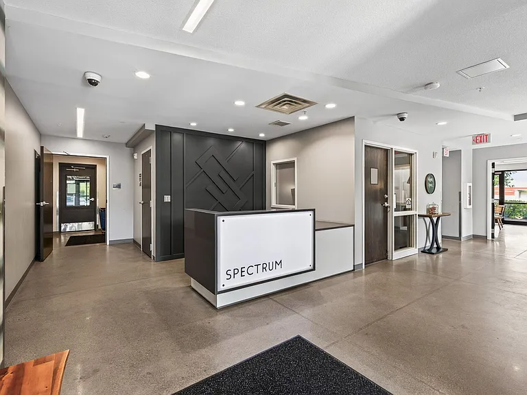 Spectrum Apartments & Townhomes — Photo 26