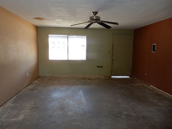 3rd image of 3739 E Joan De Arc Ave